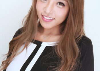 IMG 8562c 500x750.jpg