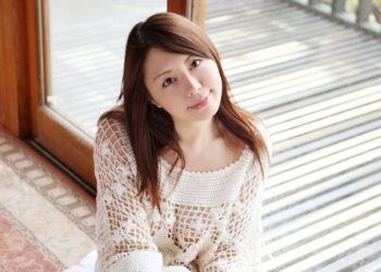 Takeuchi ai 4269 098.jpg